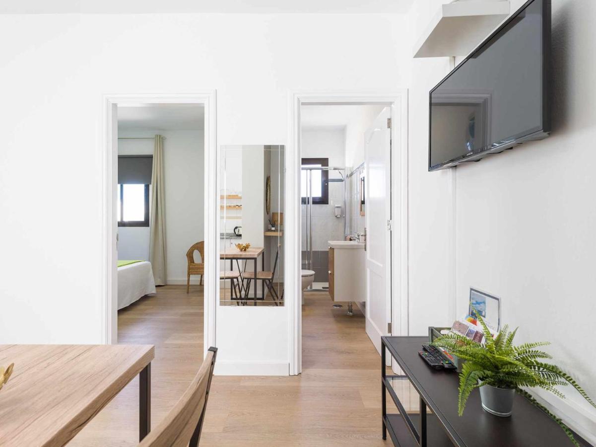 Mahostly Apartamento Comillas Se Arrecife  Eksteriør bilde